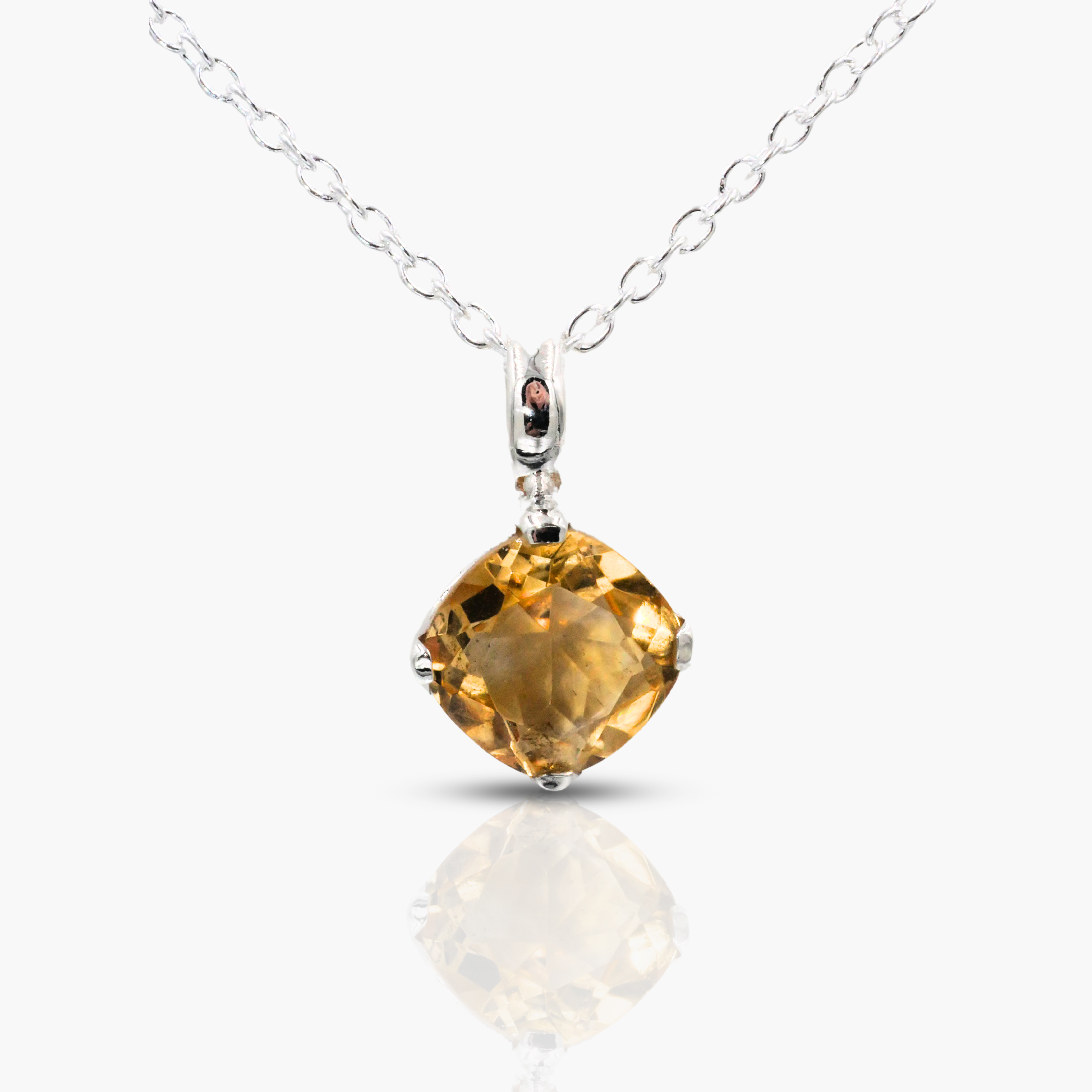 Collier en argent citrine carré facetté